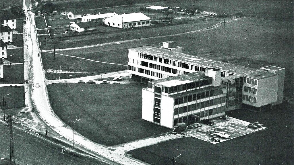 Seit dem 1. Juli 1956 ist LÖWEN ENTERTAINMENT offiziell in Bingen zu Hause